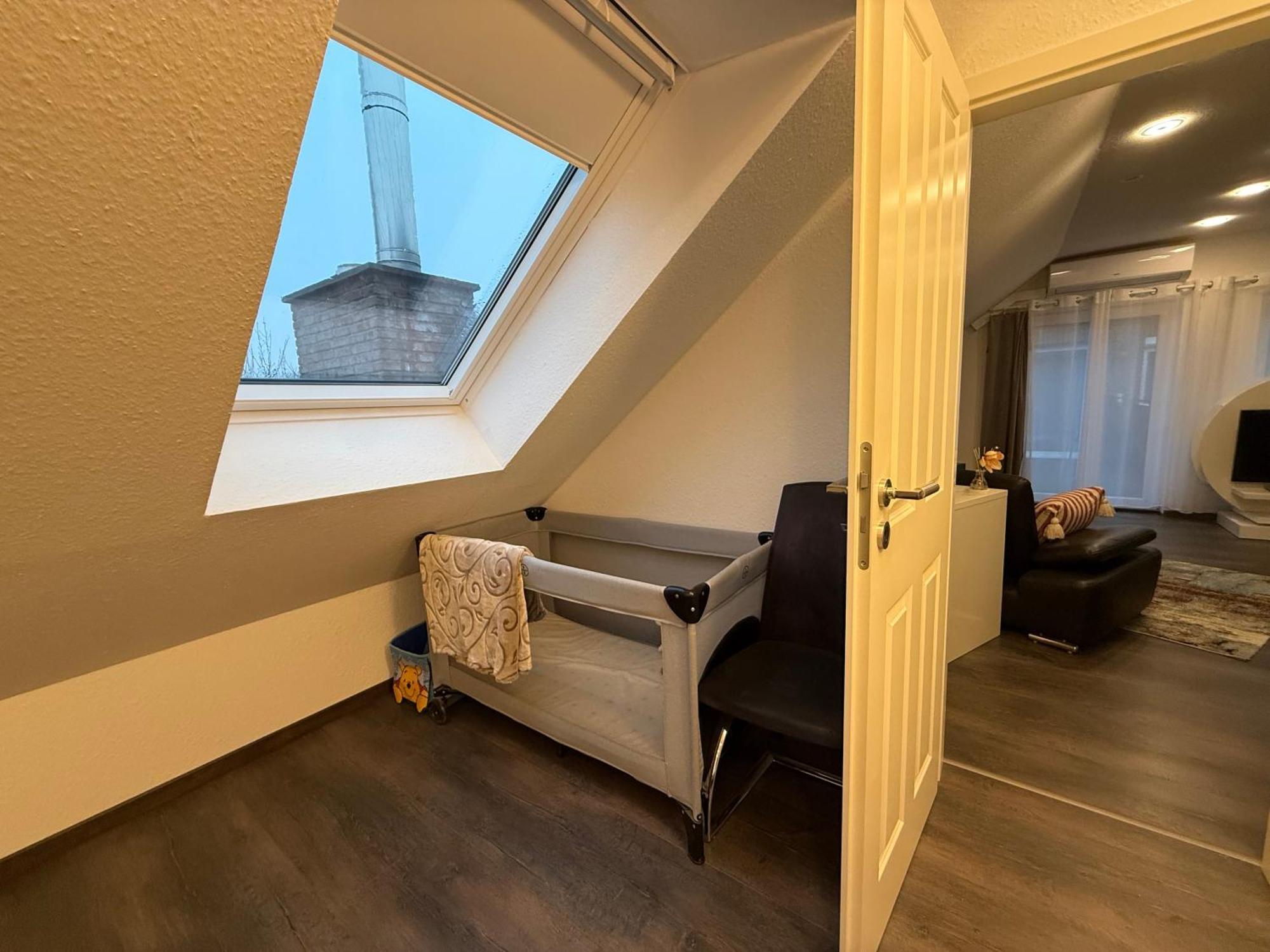 Modern House Gehrden Auf 2 Etagen, Nice Garten, Barbecue, Contactless Check-In, Free Parking Exterior foto